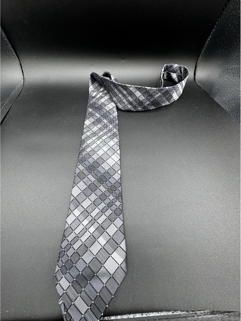 CK Calvin Klein Extra Long Silk Tie Black Gray Geometric 62” Mens